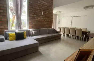 Casa com 4 quartos à venda na Rua Professor Andrônico Pereira, 313, Centro, Camboriú