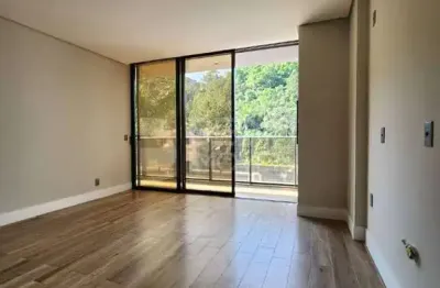 Apartamento 02 suítes the spot one balneário camboriú