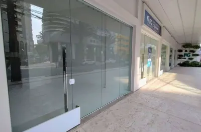 Casa comercial para alugar na Rua Julieta Lins, 271, Pioneiros, Balneário Camboriú