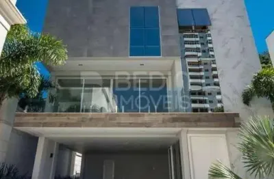 Casa com 4 quartos à venda na Avenida Osvaldo Reis, 3299, Balneário Santa Clara, Itajaí