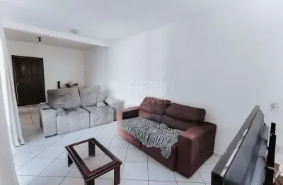 Casa 03 dormitórios a venda condomínio fechado camboriú recanto dos pássaros
