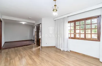Casa à venda na Rua Hassib Jezzini, 622, Fanny, Curitiba, 168 m2 por R$ 980.000
