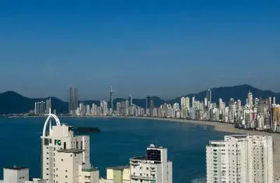 Apartamento mobiliado e decorado - andar alto com linda vista - 3 suítes - 3 vagas - área de lazer completa