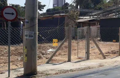 Terreno à venda na Avenida Isaac Póvoas, 1, Duque de Caxias I, Cuiabá