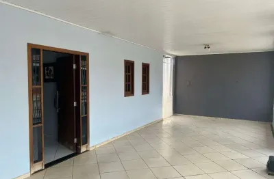Casa com 2 quartos à venda na Rua B-5, 1, Parque Cuiabá, Cuiabá