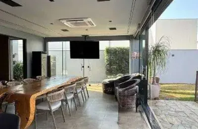 SOBRADO - VENDA - Condomínio Florais Cuiabá Residencial - Ribeirão do Lipa - Cuiabá/MT