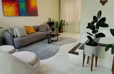 Casa com 4 quartos à venda na Avenida C, 8, Condomínio Villa Jardim, Cuiabá