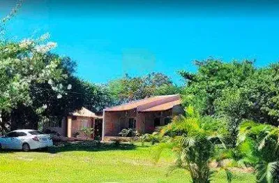 Terreno à venda na Avenida Cinco, 1, Centro, Chapada dos Guimarães