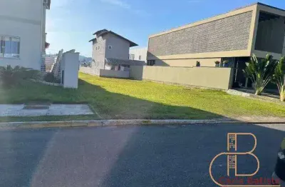 Excelente terreno com 372m² no condomínio caledônia private village