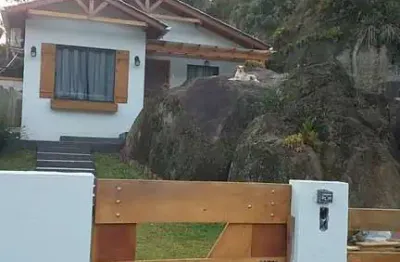Casa com 2 quartos à venda no Rio Pequeno, Camboriú 