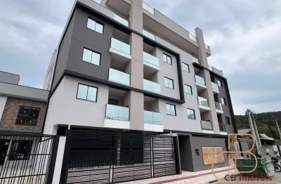 Excelente apartamento 02 dormitórios, prédio com lazer, próximo de bc