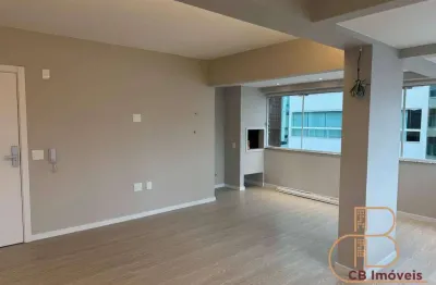 Amplo e aconchegante apartamento no centro de balneário camboriú