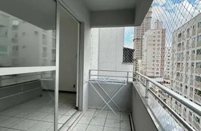 Locação - amplo apartamento com 01 suíte + 01 dormitório no centro de bc