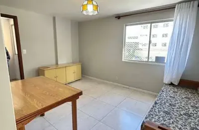 Oportunidade - apartamento de 01 quarto no centro de balneário camboriú