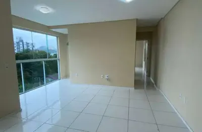 Locação - excelente apartamento 02 dormitórios no centro de camboriú