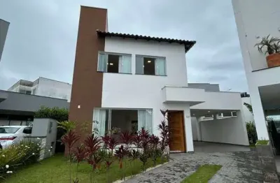 Locação - casa mobiliada em condomínio fechado no bairro da barra..