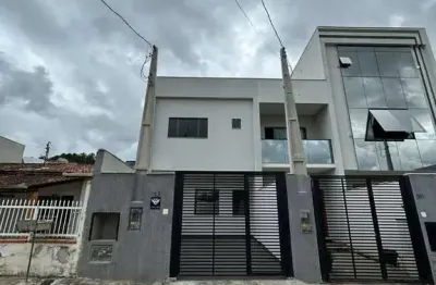NOVO - Excelente sobrado 03 suítes pronto para morar bairro Areias Camboriú