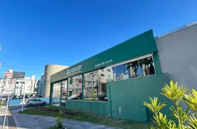 Locação - amplo galpão comercial com 268m² no centro de balneário camboriú
