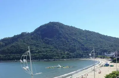 Fantástico frente mar, novo, com 3 suítes, área de lazer completa e localizado na barra sul.