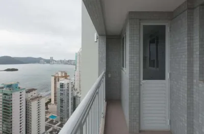 Imóvel fantástico, novo, com 4 suítes e localizado na quadra do mar, de frente para a av. brasil.