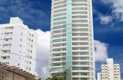 Ótimo imóvel, mobiliado, com 3 suítes, 3 vagas de garagem, área de lazer completa e excelente localização