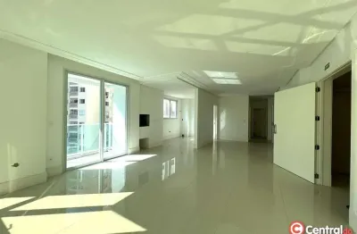 Apartamento de alto padrão na quadra do mar, com 3 suítes à venda, 162 m² por r$