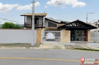 Casa com 3 dormitórios à venda, 174 m² por r$ 4.000.000,00 - ariribá - balneário
