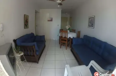 Apê para temporada com 2 quartos e sacada a 500m do mar – r$1.500/dia