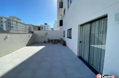 Apartamento 2 dormitórios com suíte e 2 vagas em localização privilegiada