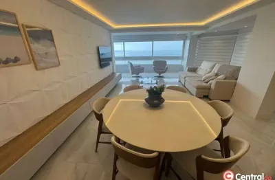 Apartamento de frente para o mar com vista panorâmica e alto padrão