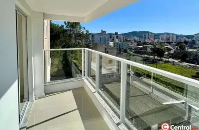 Apartamento com 2 dormitórios, lazer completo e 2 vagas – conforto e segurança