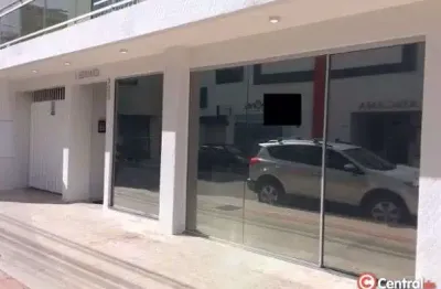 Sala comercial à venda com 4 ambientes e vaga privativa