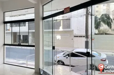 Sala térrea comercial à venda na quadra do mar em balneário camboriú