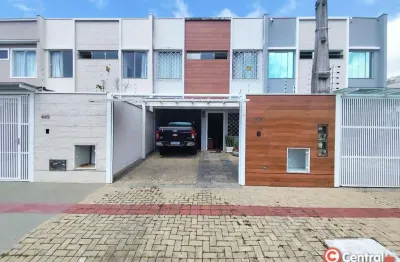 Casa com 3 quartos à venda na Rua Acadêmica Marlene Tochetto, 455, Nova Esperança, Balneário Camboriú