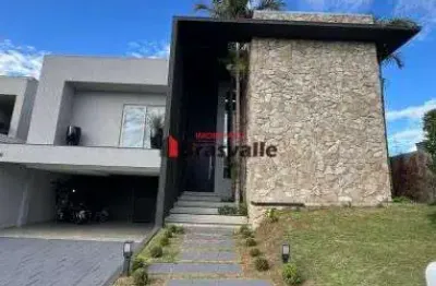 Sobrado a venda no condomínio treviso no bairro fag - cascavel/pr