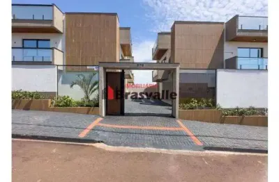 Casa com 3 quartos à venda no FAG, Cascavel 