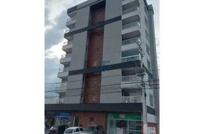 Apartamento com 2 dormitórios sendo uma suíte, sacada com churrasqueira camboriú