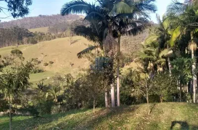 Lindo sítio em área rural de camboriú no braço, escriturado com 31.990,00 m² .