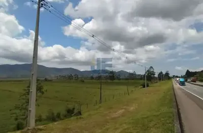 Terreno para loteamento e condomínio com grande potencial frente br-101 .