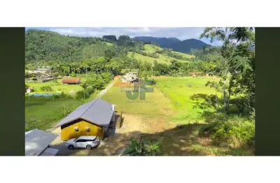 Sítio encantador no braço – camboriú área total: 25.000 m² de pura tranquilidade e natureza exuberan