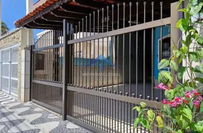 Casa com 2 quartos à venda na Rua Domitilia de Castro, 515, Jardim Real, Praia Grande