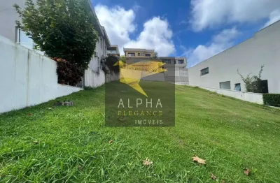 Terreno à venda no Tamboré, Santana de Parnaíba 