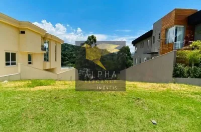 Terreno à venda no Tamboré, Santana de Parnaíba 