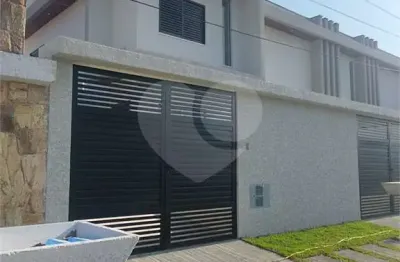 Casa com 2 quartos à venda na Duque De Caxias, 683, Cidade Nova Peruibe, Peruíbe