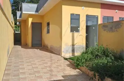 Casa com 2 quartos à venda na Argentina, 202, Estancia São Jose, Peruíbe