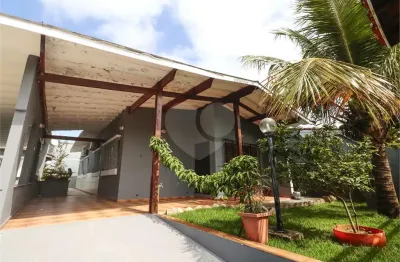 Casa com 3 quartos à venda na Cantídio Nogueira Sampaio, 733, Jardim Imperador, Peruíbe