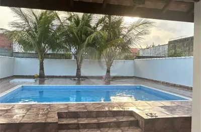 Casa com 3 quartos à venda em Estância Balneária Maria Helena Novaes - SP