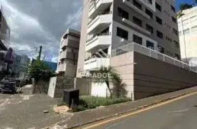Apartamento à venda com 3 quartos, 4 banheiros, 2 vagas e 170m² por r$ 650.000