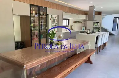 Imperdível! casa em condomínio à venda em florianópolis-sc, bairro monte verde, 3 quartos, 1 suíte, 2 salas, 2 banheiros, 2 vagas, 430m².