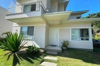 Imperdível casa à venda em florianópolis-sc, bairro santo antônio de lisboa: 3 quartos, 1 suite, 3 banheiros, 5 vagas de garagem, 271,00 m² de área.